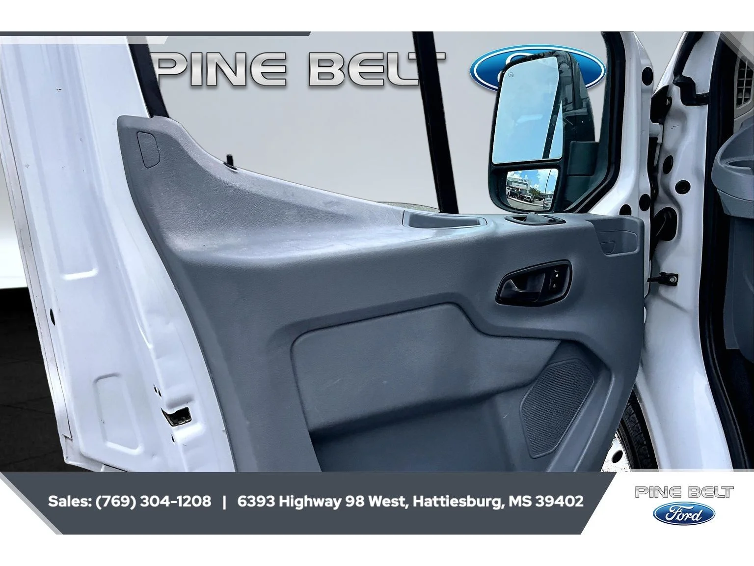 Used 2016 Oxford White Ford Base image 18
