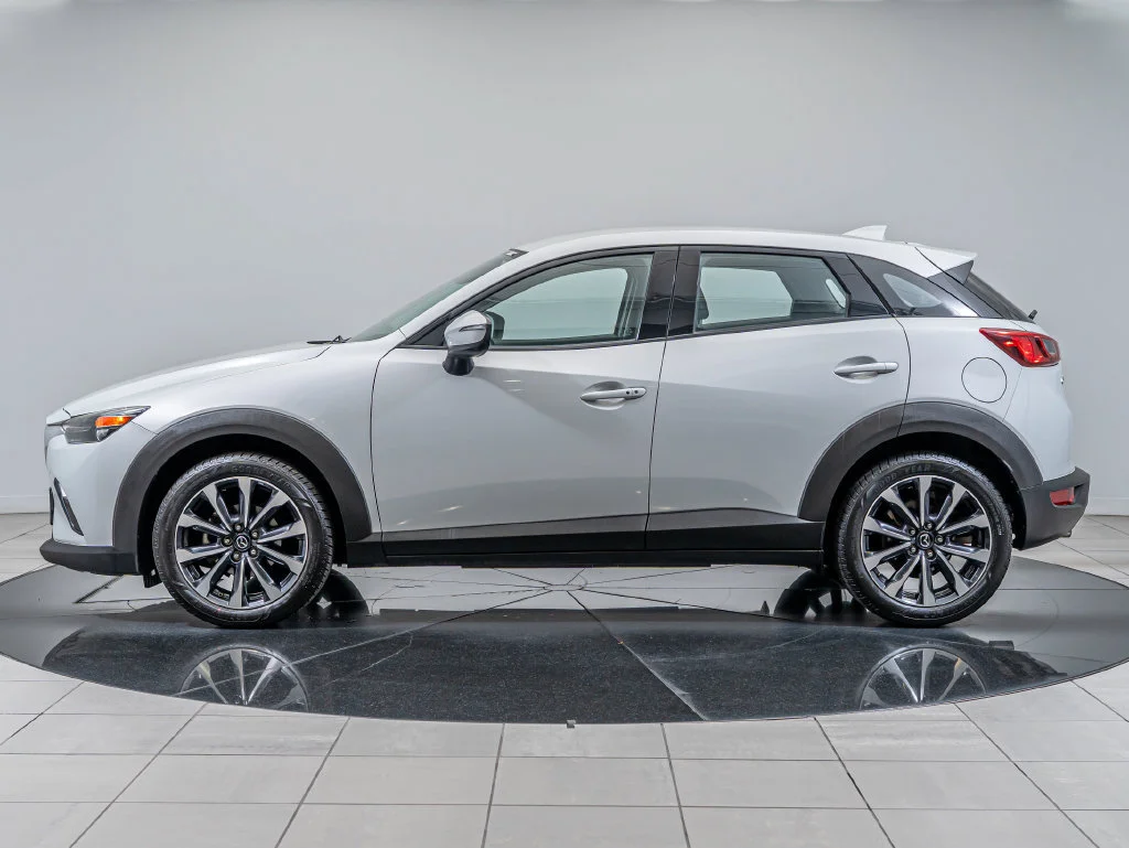 Used 2019 Ceramic Metallic Mazda Touring image 5