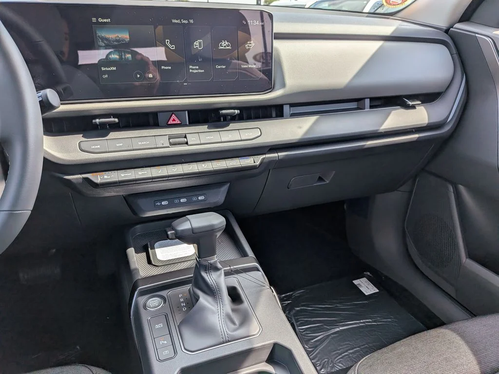 New 2027 Snow White Pearl Kia S image 37