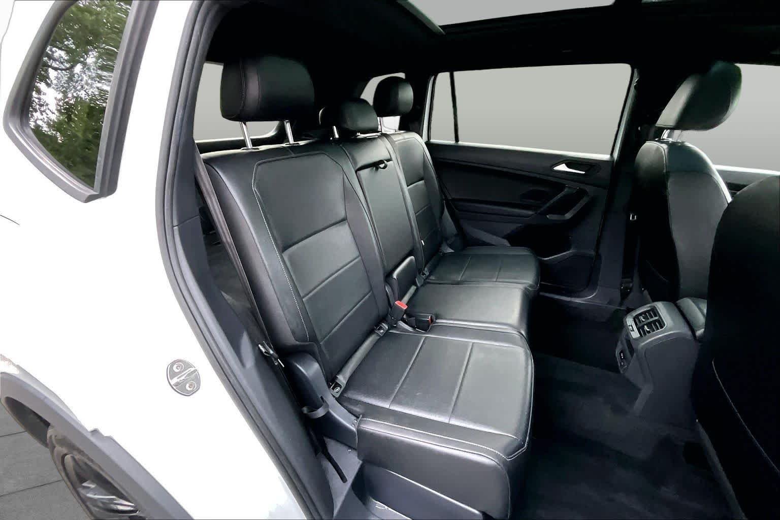Used 2019 Pure White Volkswagen SEL R-Line Black image 20