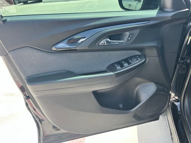 Used 2022 Black Chevrolet LT image 9