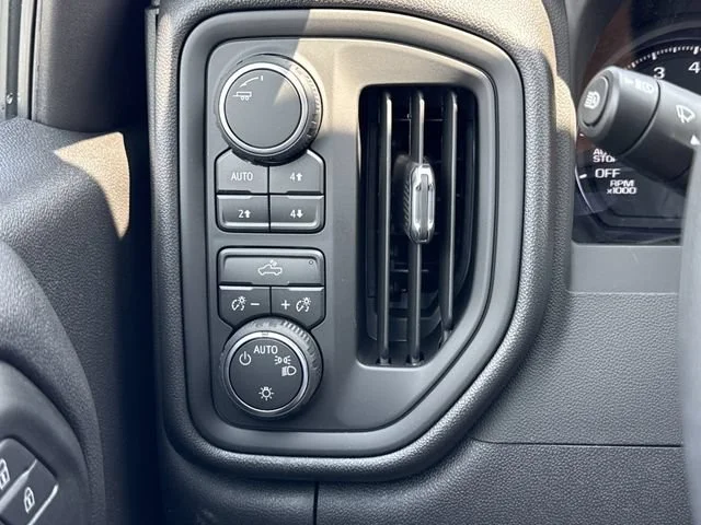 2026 Chevrolet Silverado 1500 Custom Trail Boss - Photo 16