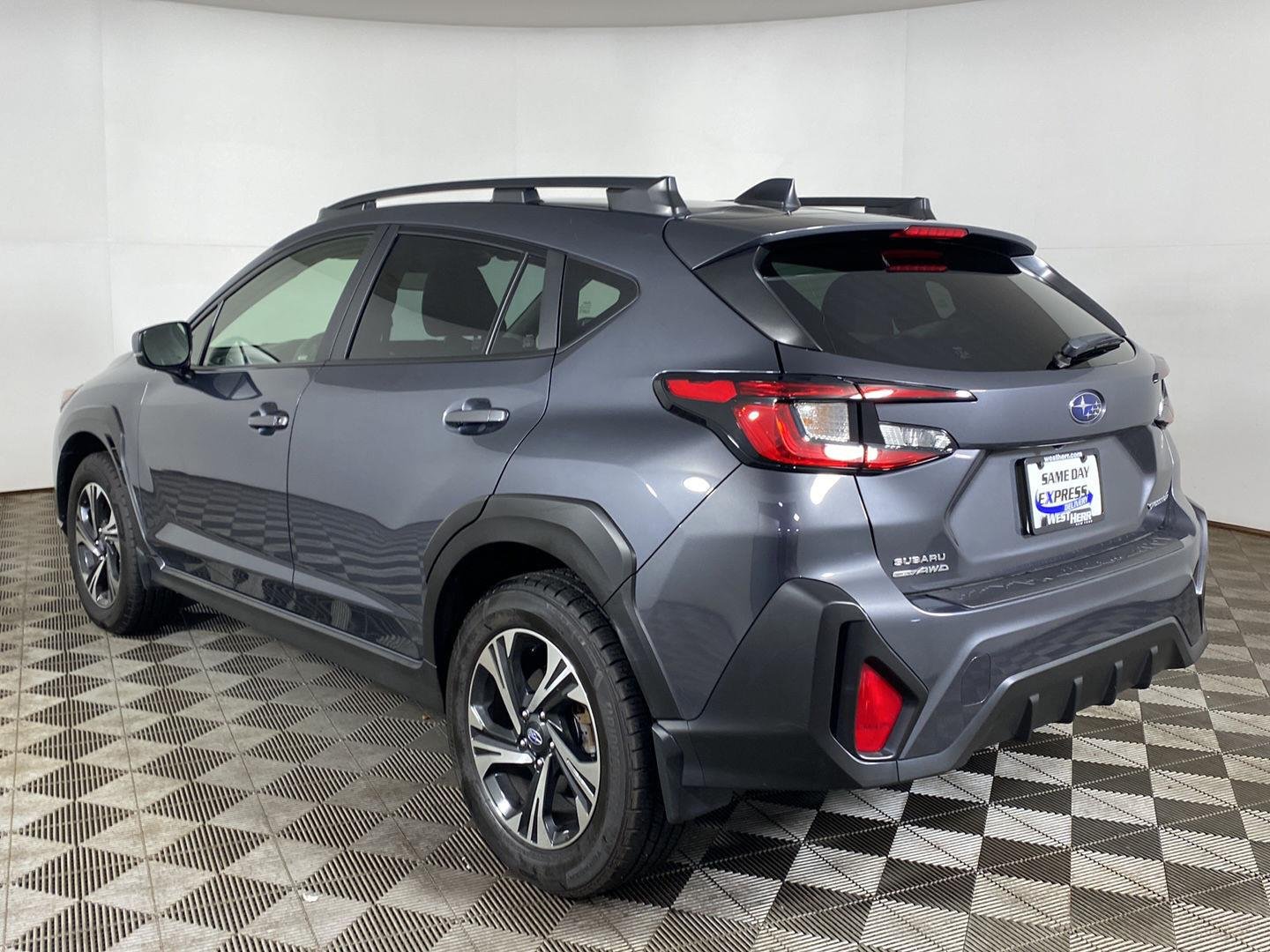 Used 2024 Magnetite Gray Metallic Subaru Premium image 6