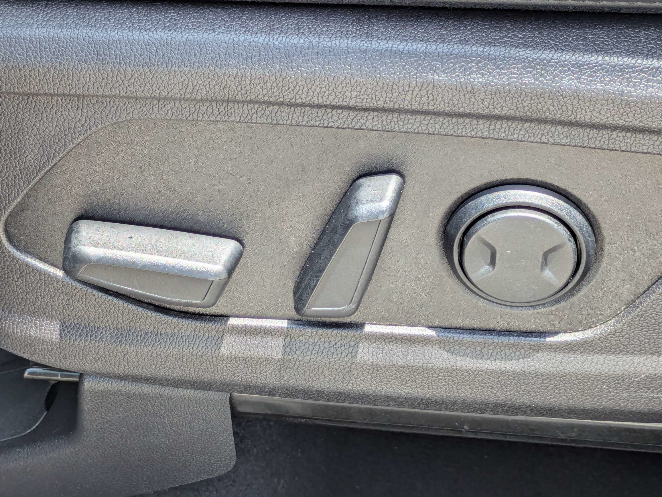 Certified Used 2022 Ebony Black Kia X-Line EX image 23