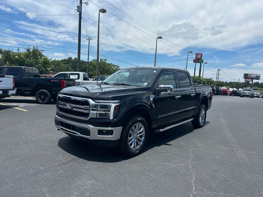 New 2025 Black Ford Lariat image 3