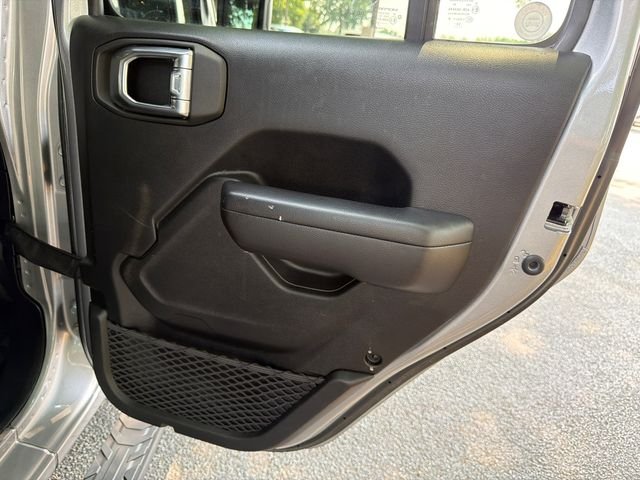 Used 2021 Silver Jeep Unlimited Sport Altitude image 16