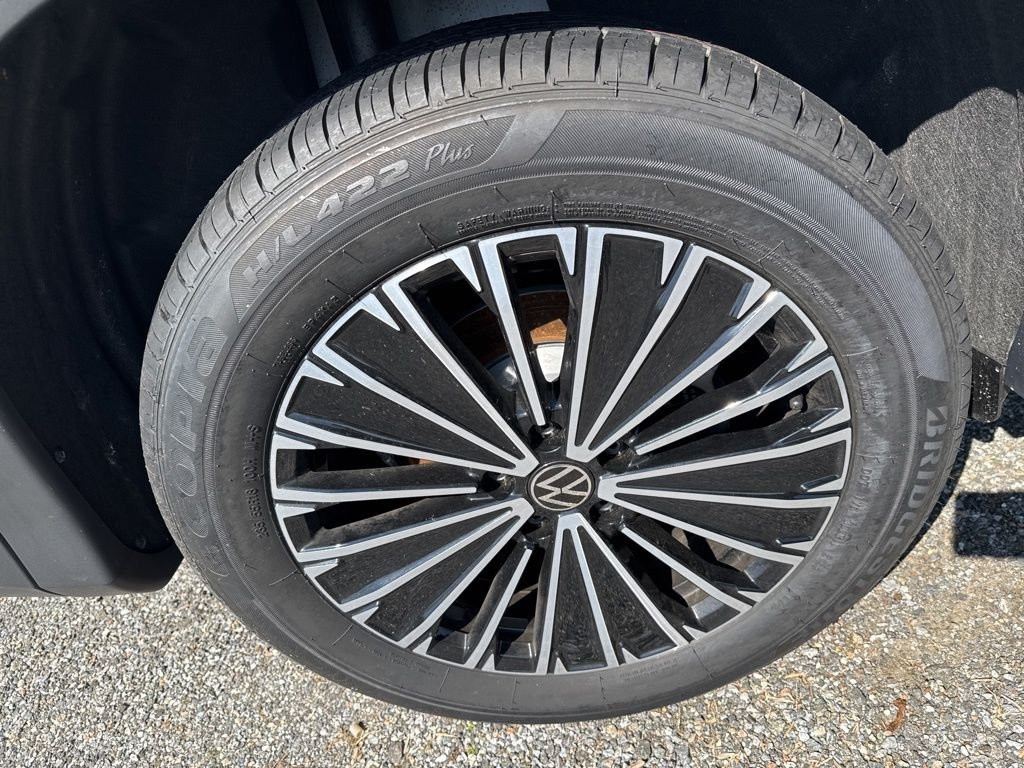 New 2025 White Volkswagen 2.0T S image 10
