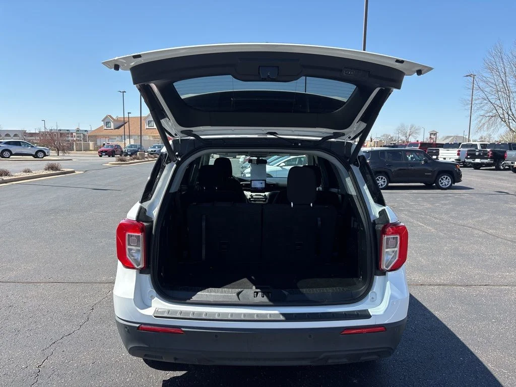 Used 2021 Oxford White Ford XLT image 27