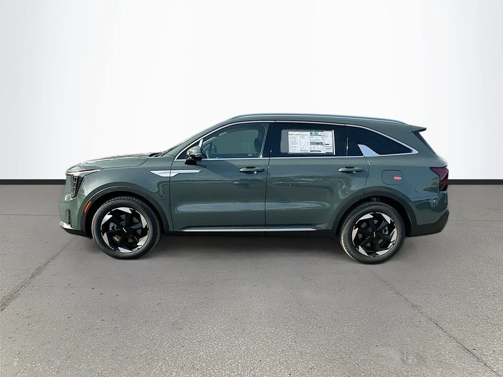 New 2026 Cityscape Green Kia EX image 4