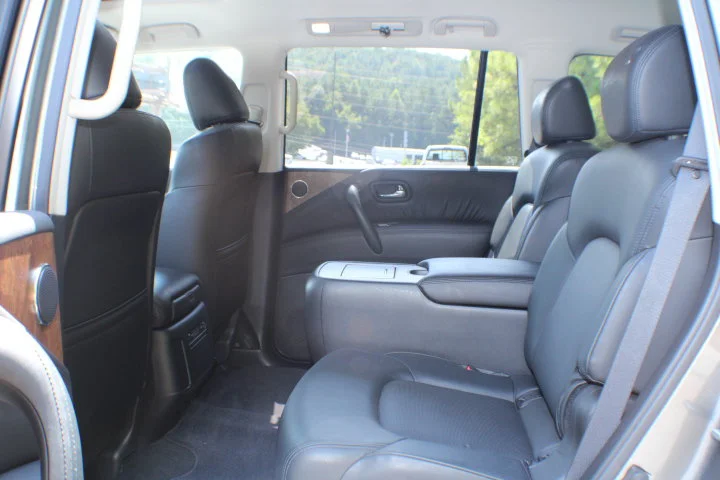 Used 2021 Gray Nissan SL image 15