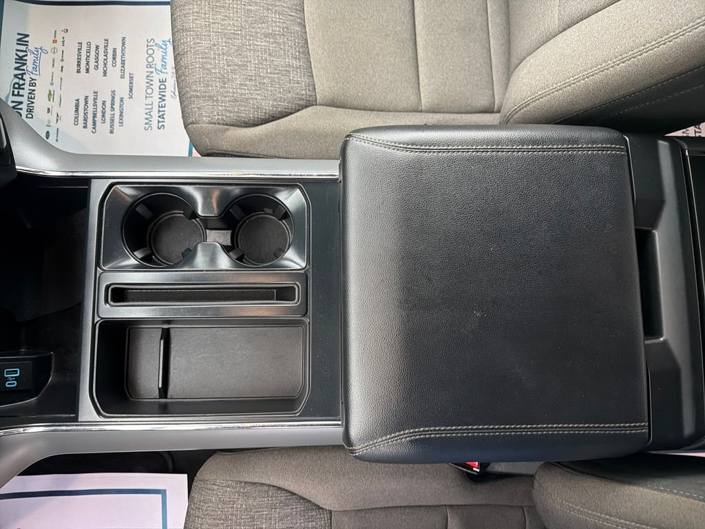 Used 2024 Silver Ford XLT image 19
