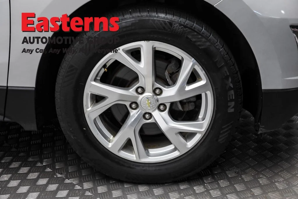 Used 2020 Silver Chevrolet LT image 31