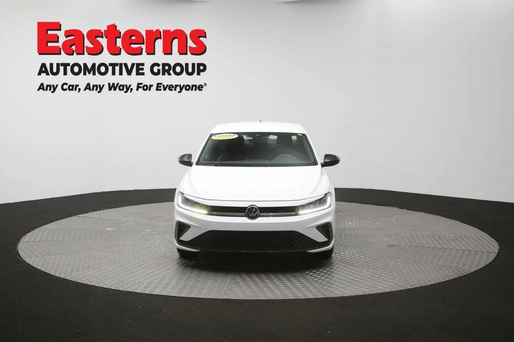 Used 2025 White Volkswagen 1.5T Sport image 51