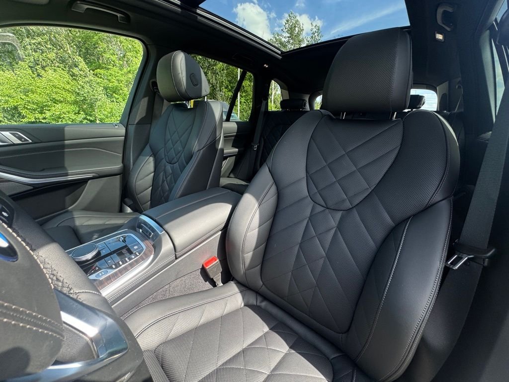 2026 BMW X5 50e - Photo 17