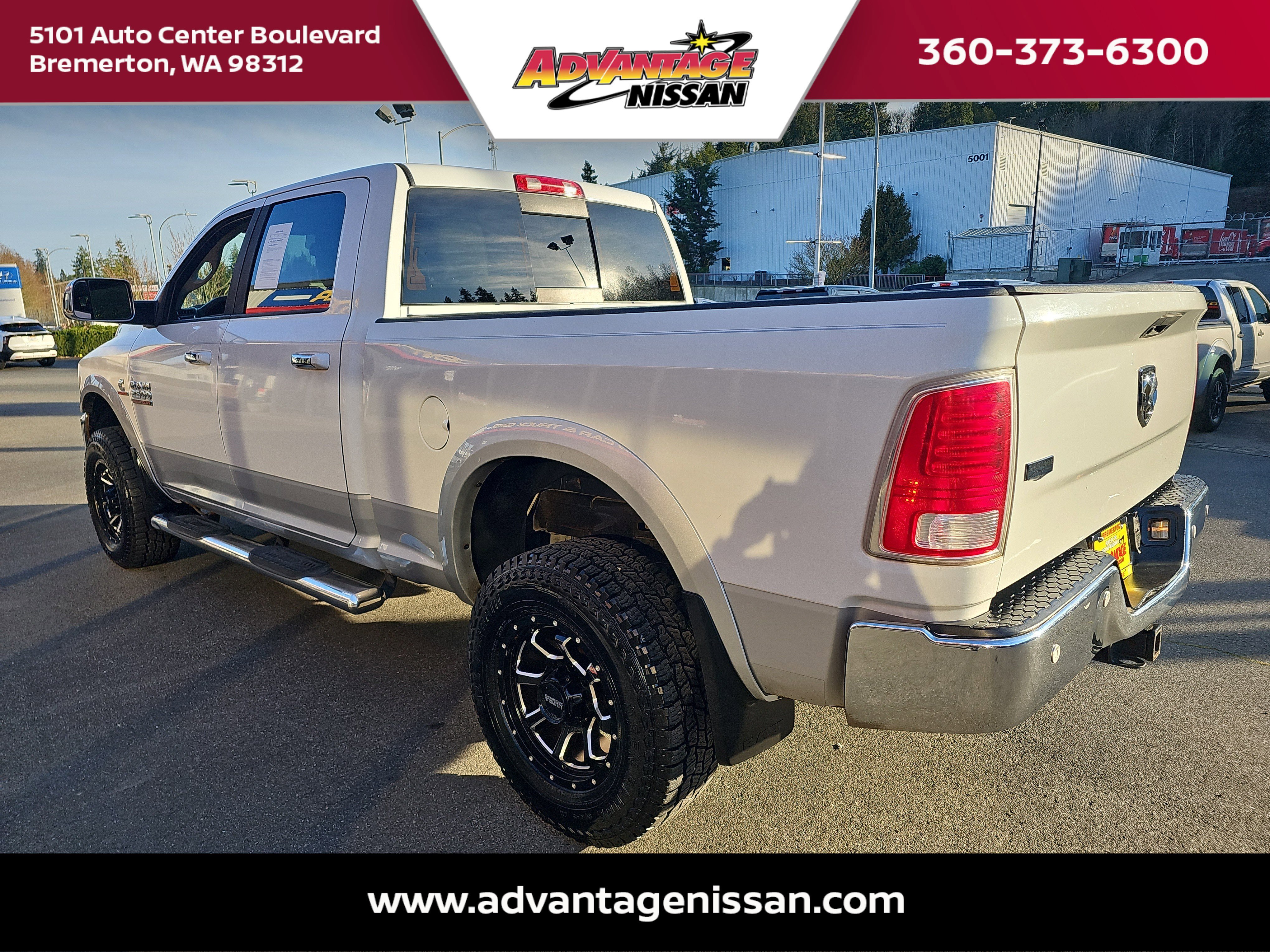 Used 2016 Bright White Clearcoat Ram Laramie image 3