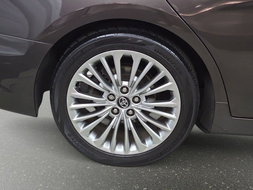 2020 Toyota Avalon Limited - Photo 35