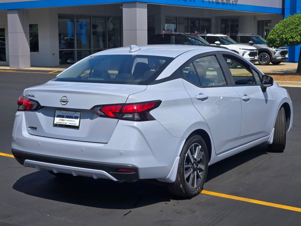 2025 Nissan Versa Sedan SV - Photo 10