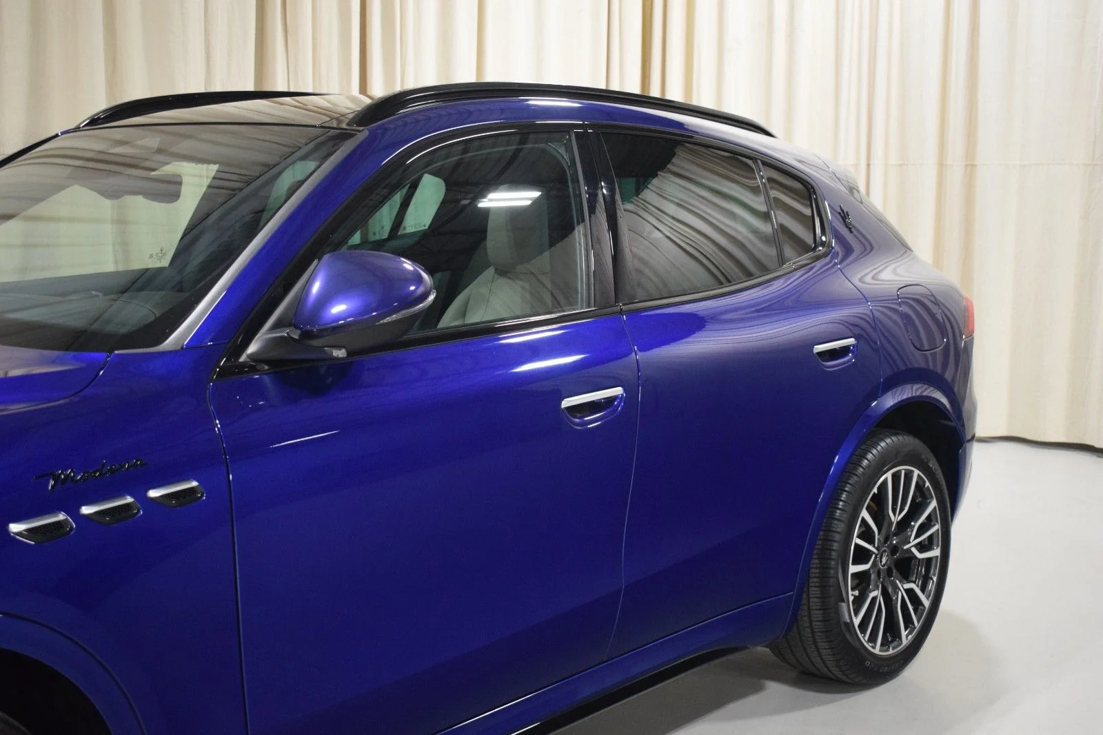 Certified Used 2023 Blue Maserati  image 2