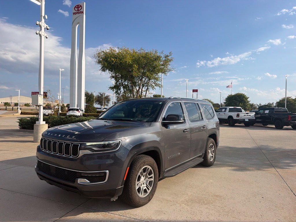 Used 2023 Gray Jeep Base image 1