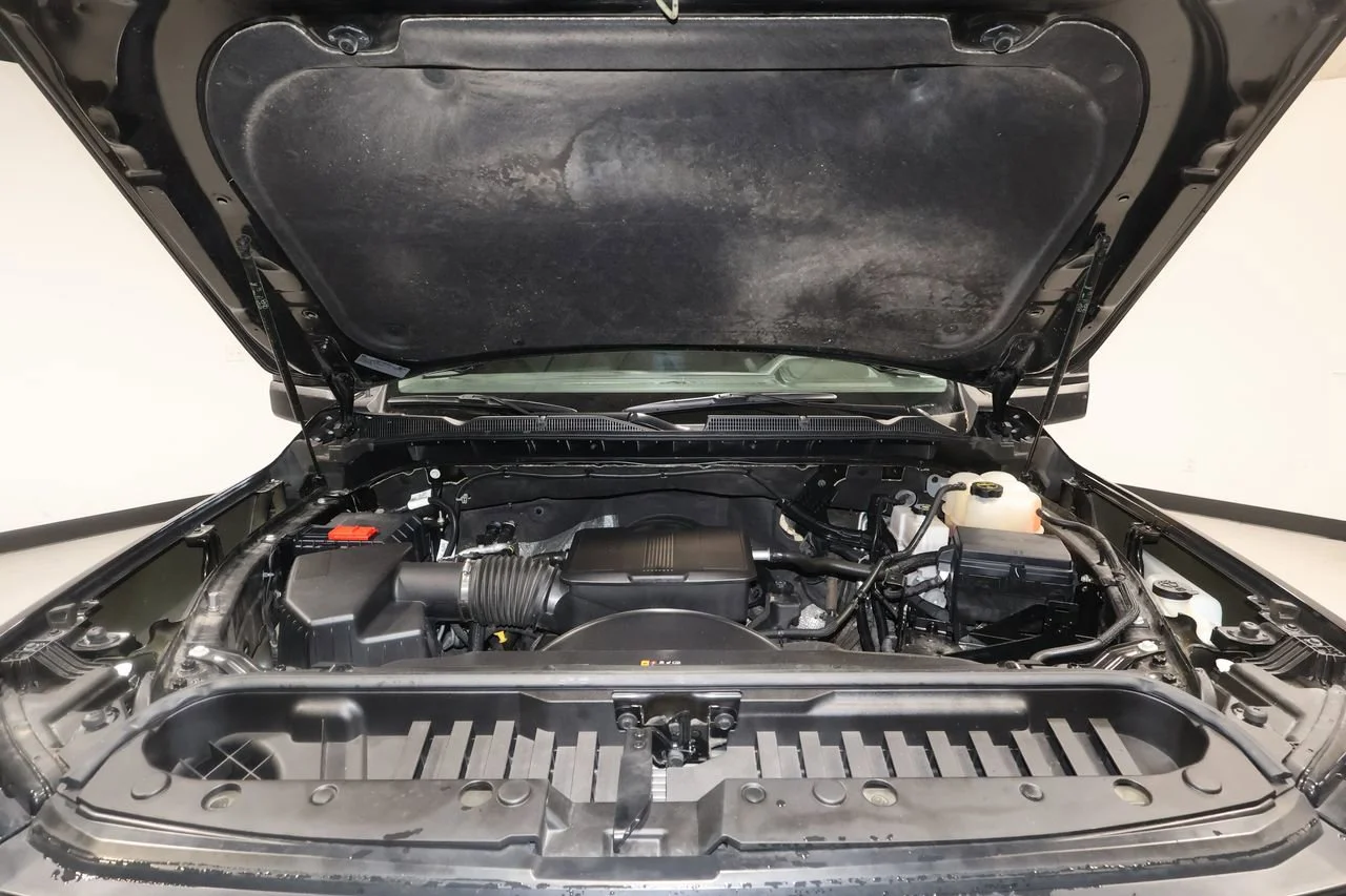 Used 2024 Onyx Black GMC SLT image 33