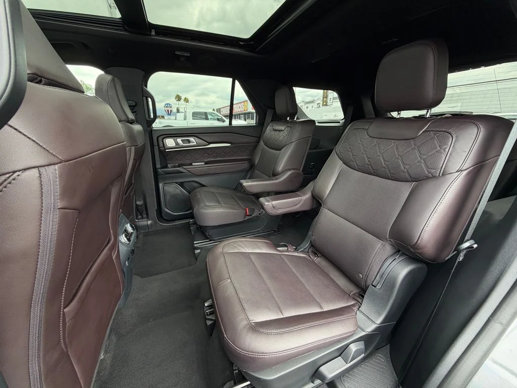 Used 2025 Gray Ford Platinum image 23