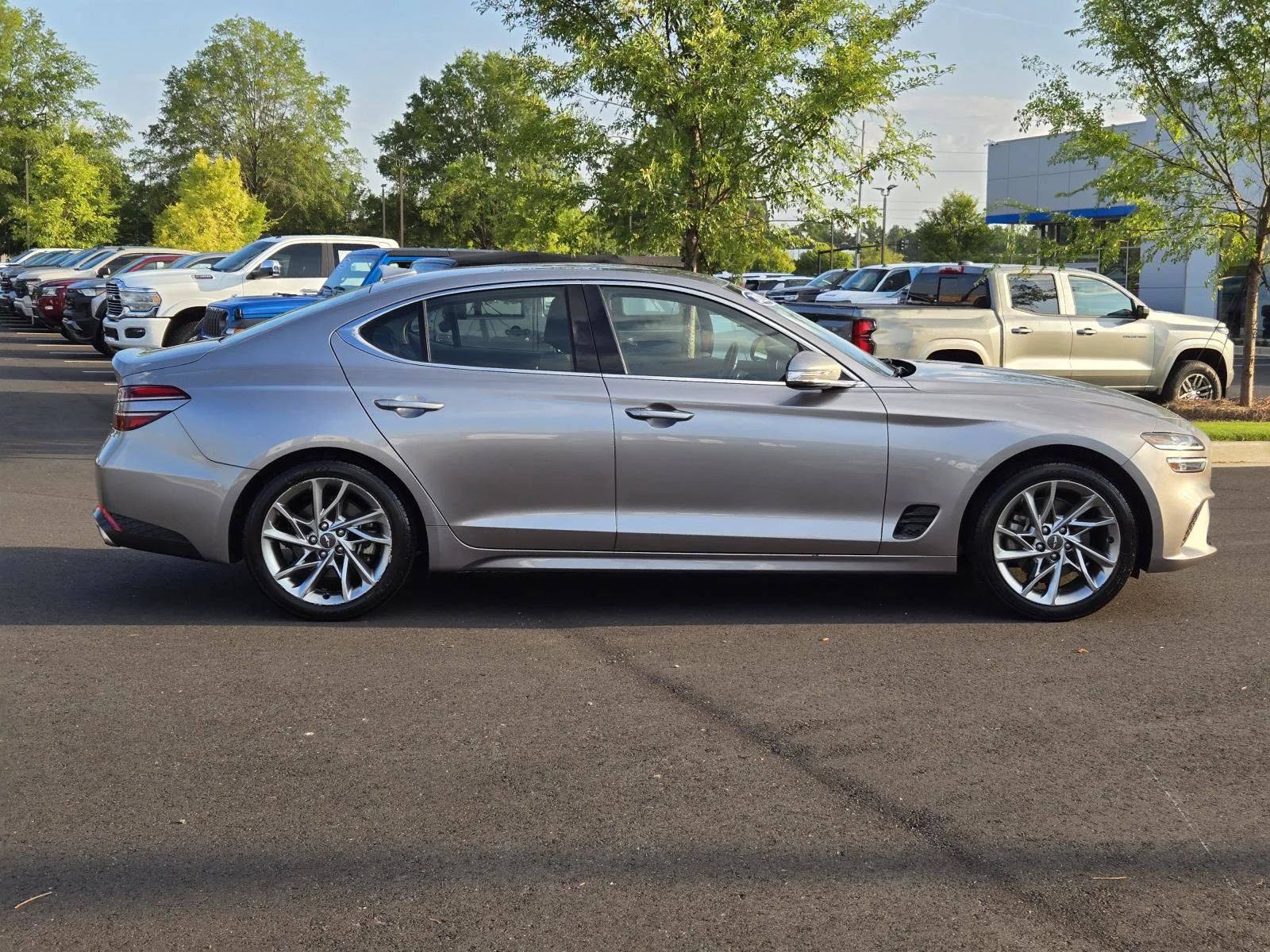 Used 2022 Silver Genesis 2.0T AWD image 9