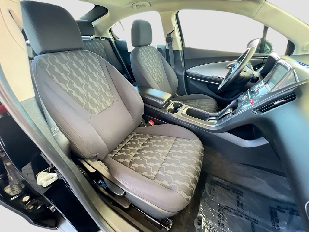 Used 2014 Black Chevrolet Base image 24
