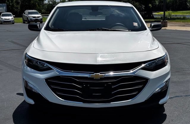 Used 2021 Chevrolet Malibu 1LS with VIN 1G1ZB5ST6MF061256 for sale in Augusta, KS