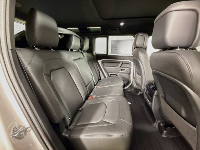 New 2026 Borasco Grey Land Rover X-Dynamic SE image 29