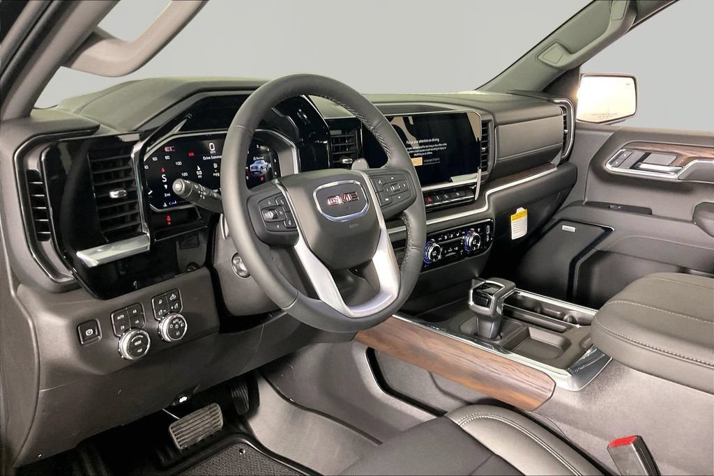 2026 GMC Sierra 1500 SLT - Photo 8