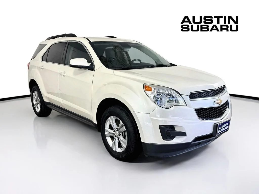 Used 2015 White Chevrolet LT image 1