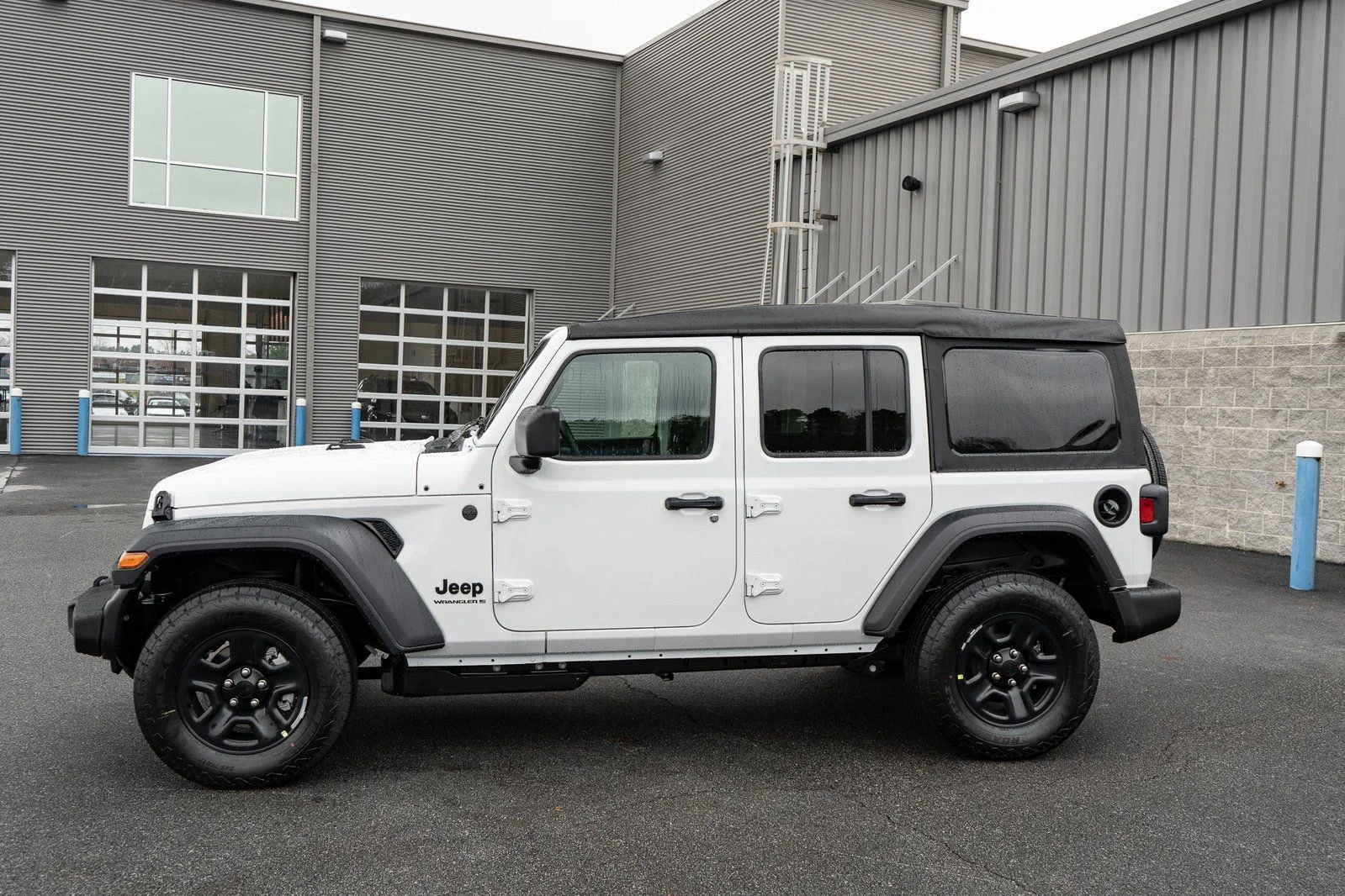 New 2026 Bright White Clearcoat Jeep Sport image 5