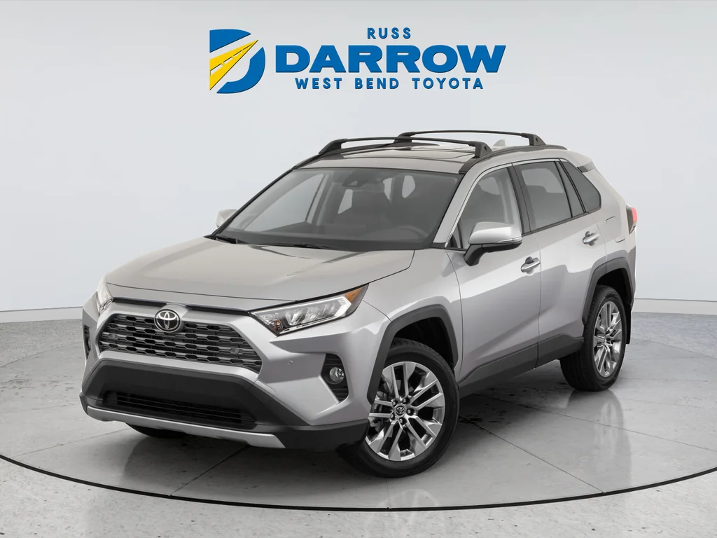 Used 2020 Silver Toyota XLE image 5