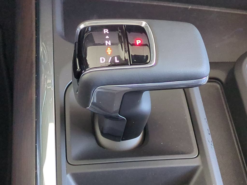 2026 GMC Sierra 1500 SLT - Photo 17