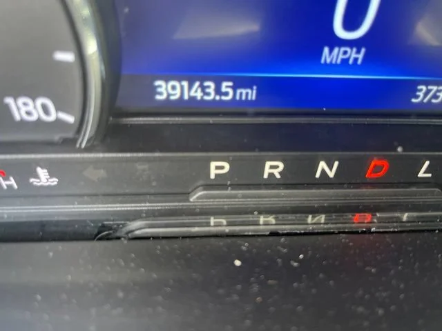 Used 2022 Red Metallic Ford SE Hybrid image 18
