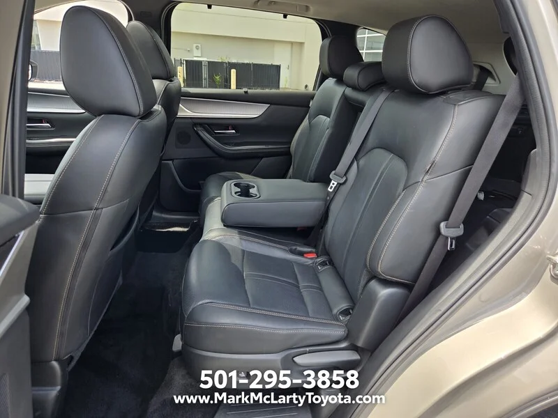 Used 2025 Platinum Quartz MAZDA 3.3 TURBO PREFERRED PACKAGE image 10