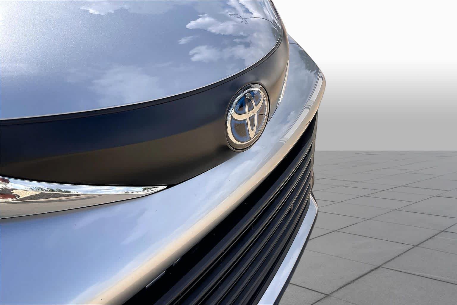 Used 2025 Celestial Silver Metallic Toyota XLE image 25