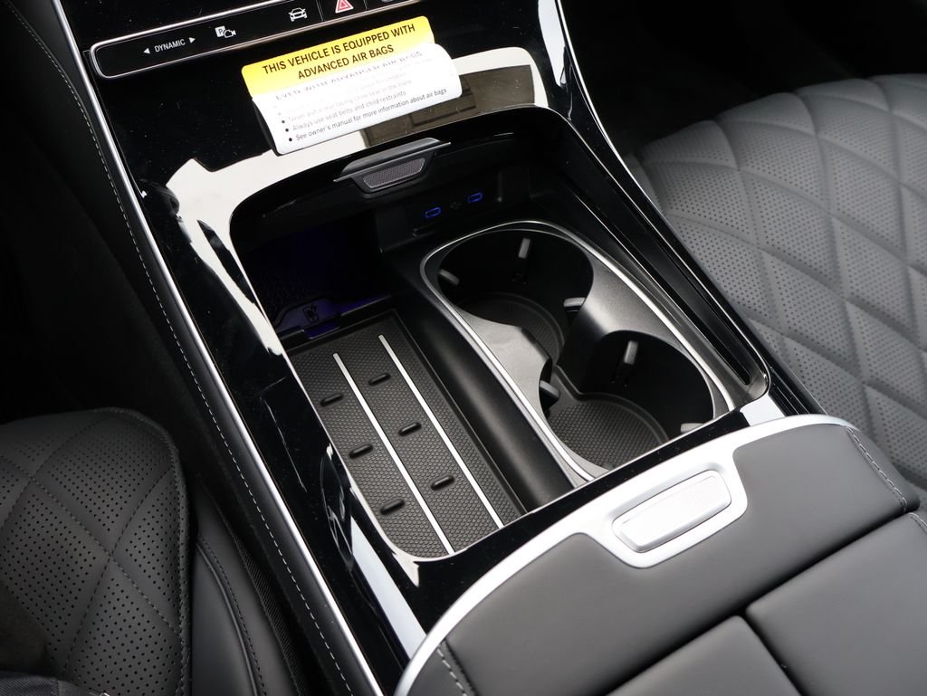 New 2026 MANUFAKTUR Graphite Metallic Mercedes-Benz S 580 image 30