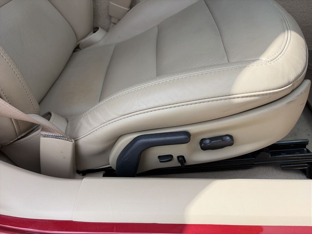 Used 2012 Red Chevrolet Grand Sport image 29