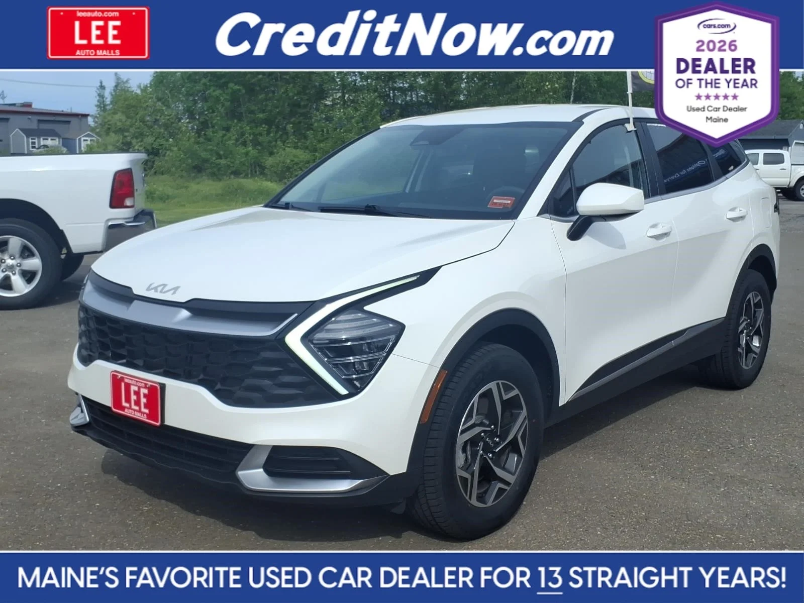 Used 2024 Snow White Pearl Kia LX image 1