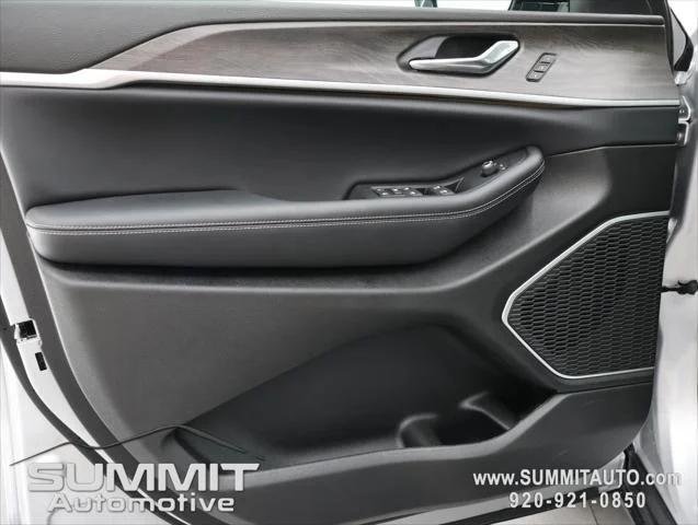 New 2026 Silver Zynith Jeep Limited image 44