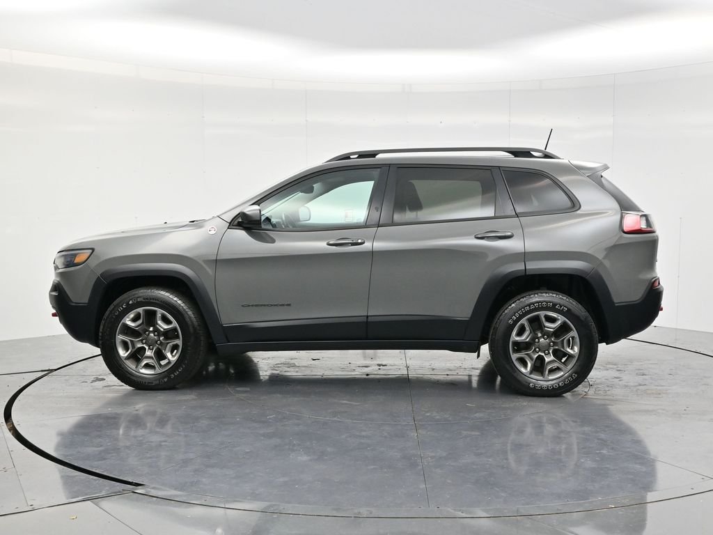 Used 2019 Sting Gray Clearcoat Jeep Trailhawk image 8