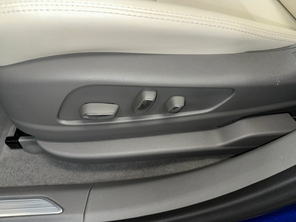2026 Cadillac XT5 Premium Luxury - Photo 6