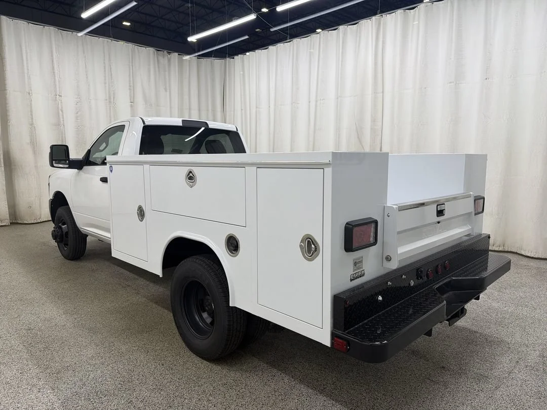 New 2026 Bright White Clearcoat RAM Tradesman image 9