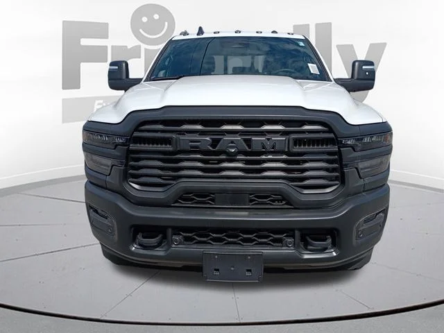 New 2026 Bright White Clear-Coat Exterior Paint RAM Tradesman image 2
