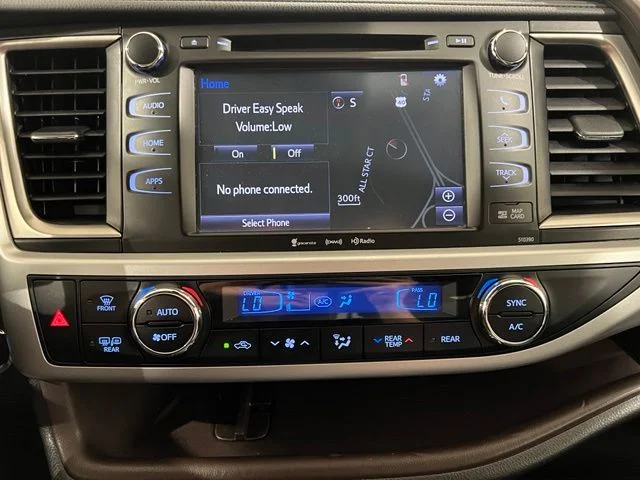 Used 2019 Black Toyota XLE image 14