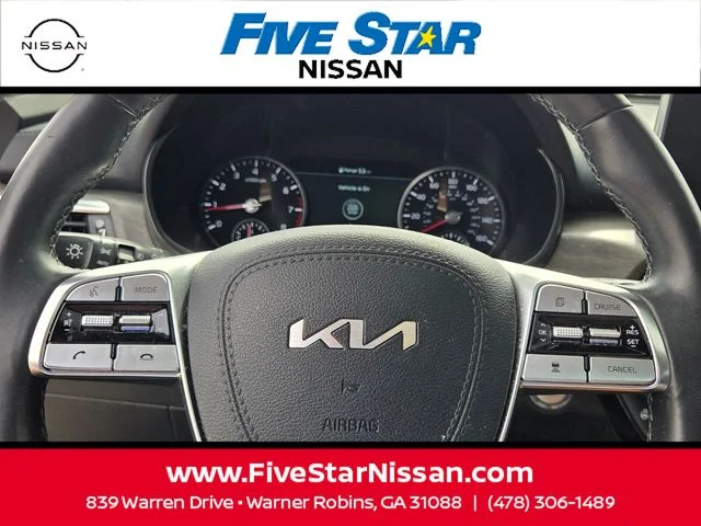 Used 2022 Black Kia SX image 25
