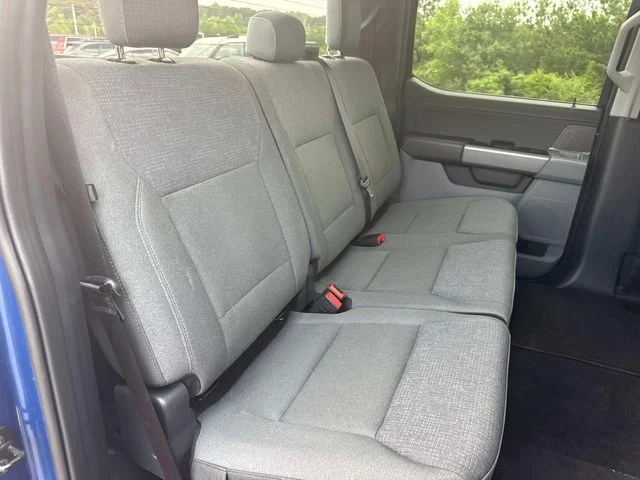 Used 2025 Blue Ford XLT image 21
