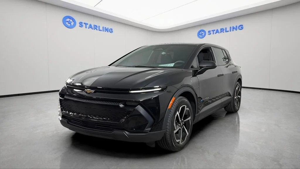Used 2025 Black Chevrolet LT image 2