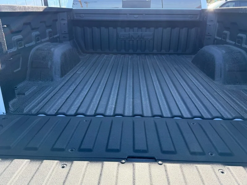 New 2026 Summit White GMC AT4X image 20